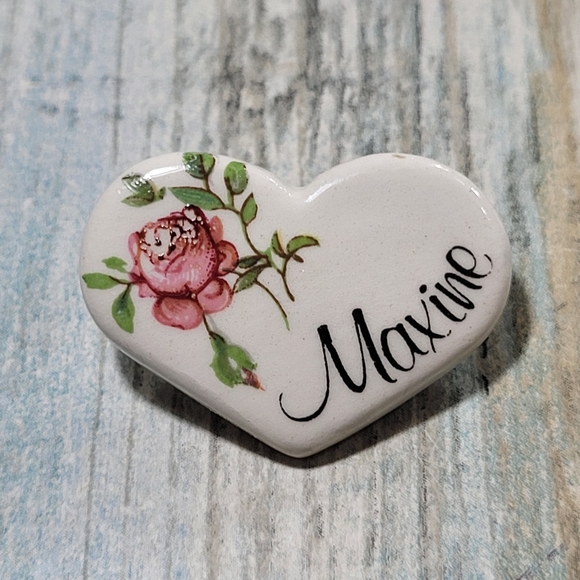 Vintage ceramic Maxine Heart pin. - Picture 7 of 7